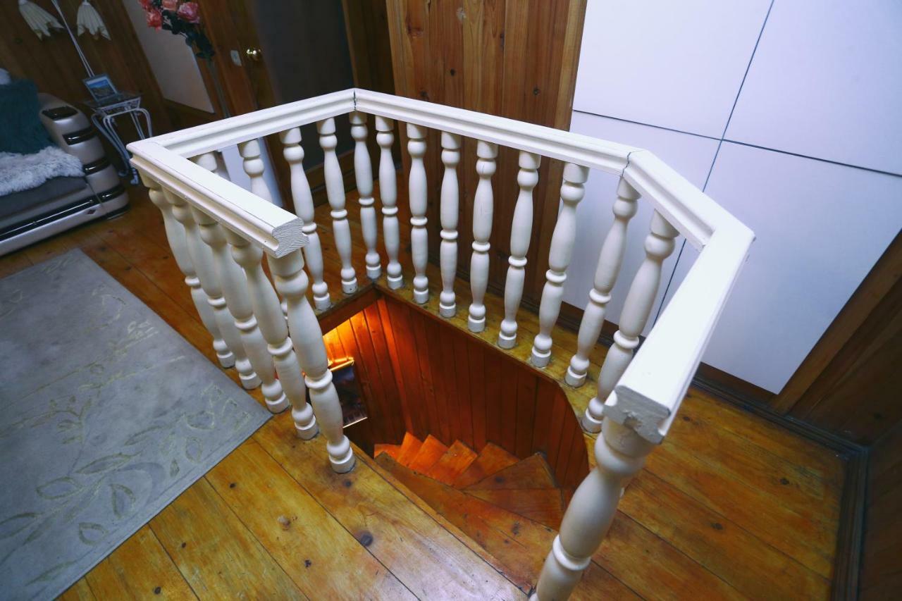 Apartment On Freedom Square Diuma Street Tbilisi Esterno foto
