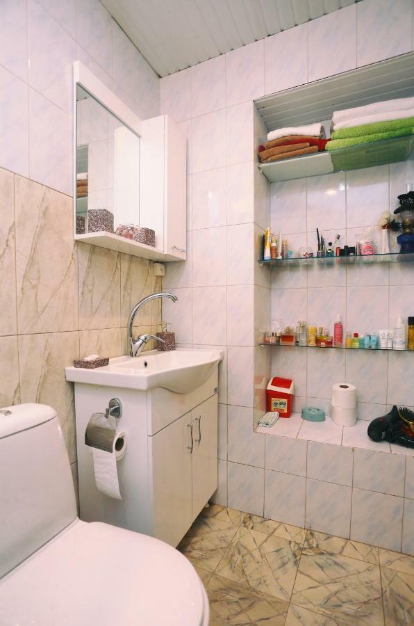 Apartment On Freedom Square Diuma Street Tbilisi Esterno foto